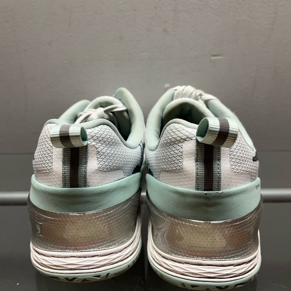 Diadora Women's White and Green Athletic Shoes - Picture 7 of 11